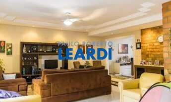 Imagem: SOBRADO - VILA METALÚRGICA - SP