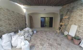 Imagem: Casa na Estrada da Matriz com 3 quartos