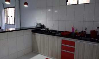 Imagem 4: Casa com 2 quartos, 2 banheiros e garagem