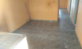 Imagem 1: Casa na laje 2 quartos amplos troca-se em apartamento também na Samambaia