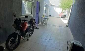 Imagem 6: Cabo frio / Vendo / troco por casa e aceito carro como entrada