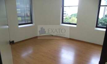 Imagem 5: Conjunto comercial no Brooklin com 104m², ar condicionado novo VRF, copa, 2 banheiros, 2 v
