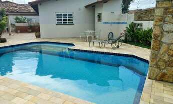 Imagem 3: Casa muito ampla com piscina e a 100m da praia - Cod: 154