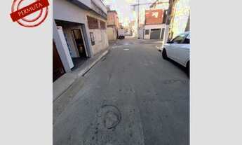 Imagem 2: Linda casa Localizada no vila natal possui 2 casas no terreno separadas com 1 vaga de gara