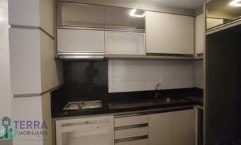 Imagem 6: Lindo Apartamento em Condomínio Fechado com Excelente Infraestrutura. Com uma vista espeta