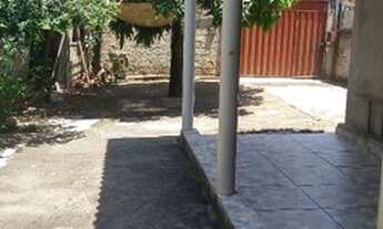 Imagem 2: Casa com quintal grande