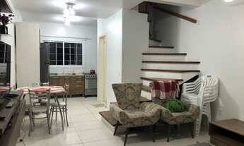 Imagem 3: Praia de Rainha do Mar. Sobrado semi mobiliada, 2 dormitórios, banheiro e um lavabo