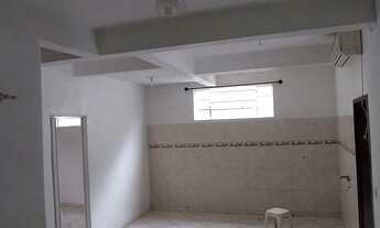 Imagem 4: Alugo casa com 2 quartos ***leia a descrição**