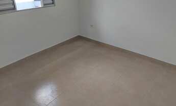 Imagem 5: Casa de fundos com 01 quarto, banheiro e cozinha