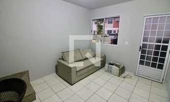 Imagem 2: Casa para Aluguel - Vargem Pequena, 3 Quartos, 70 m2