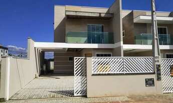 Imagem: Sobrado com um fino acabamento, contem 3