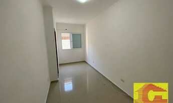 Imagem 4: Belíssima Sobreposta Baixa com 03 Dormitórios sendo 01 Suíte no Centro de São Vicente - SP