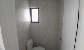 Imagem 6: Sobrado alto padrão de acabamento, com 3 dormitórios sendo uma suíte com closet em Indaial