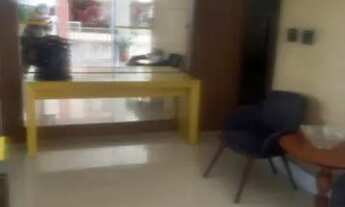 Imagem 3: 1/4 e sala Apartamento com 1 dormitório