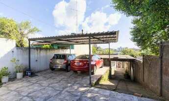 Imagem 2: Casa para Venda - 240m², 6 dormitórios, sendo 3 suites, 2 vagas - Glória