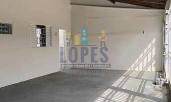 Imagem 2: Casa com edícula, 4 quartos (sendo uma suíte). Coophamil, Cuiabá-MT