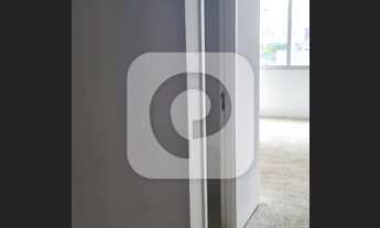 Imagem 7: Centro Galpão / depósito com 1 vaga na garagem