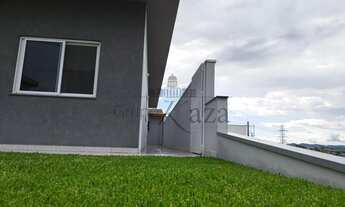 Imagem 2: Casa de condomínio para venda com 142 metros quadrados com 3 quartos