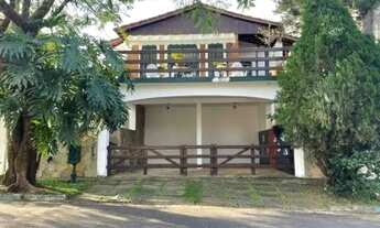 Imagem 2: Casa com 3 SUÍTES - Águas de São Pedro - SP