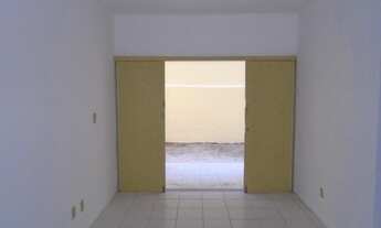 Imagem 3: Apartamento com 2 dormitórios para alugar, 60 m² por R$ 650,00/mês - Messejana - Fortaleza