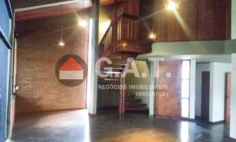 Imagem: Casa de 4 quartos para alugar no bairro