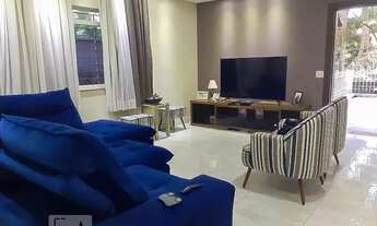 Imagem: Casa à Venda - Panamby, 3 Quartos, 300