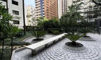 Imagem 3: Apartamento para aluguel e venda possui 246 metros quadrados com 3 quartos