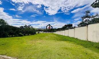 Imagem: Terreno c/ área total de 1.384,41m² no