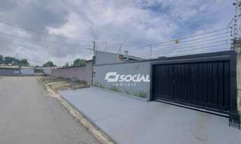 Imagem 2: Linda casa recem reformada para locaçao com robusto sistema de energia solar e localização