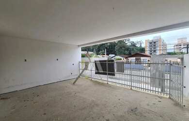 Imagem 10: Sobrado geminado com 3 suítes à venda no bairro Glória em Joinville - SC, de R$ 1.300.000