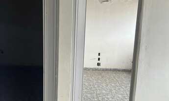 Imagem 6: Prédio comercial com 6 aptos e galpão