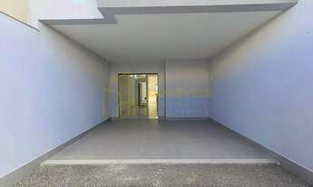 Imagem 3: Casa Duplex com Closet em Colina de Laranjeiras Venha Conhecer Seu Novo Refúgio!