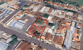 Imagem: 4 casas à Venda, 1800 M² de terreno