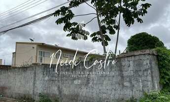 Imagem 2: Flores - terreno de esquina