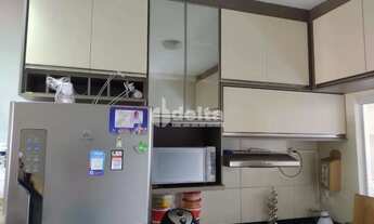 Imagem 2: Casa residencial disponível para venda no bairro Jardim Ipanema em Uberlândia-MG