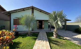 Imagem: Casa para Venda em Imbituba, Arroio, 4 dormitórios