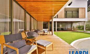 Imagem 5: CASA EM CONDOMÍNIO - TAMBORÉ - SP