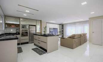 Imagem 5: Sobrado em condomínio fechado a venda, com 3 quartos, 1 suíte, 4 vagas de garagem no Abran