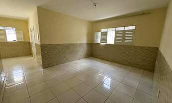 Imagem 3: Casa para Locação Comercial no Bessa