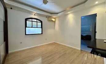 Imagem 6: Exclusividade - Casa terrea 257m2 AT - cozinha repleta de armarios