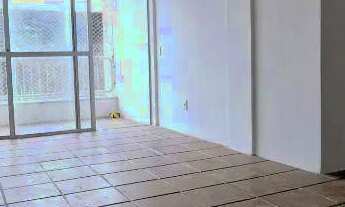 Imagem 2: Amplo apto , super ventilado, sala muito boa, 03 qtos, suite + dep. R$ 300 mil