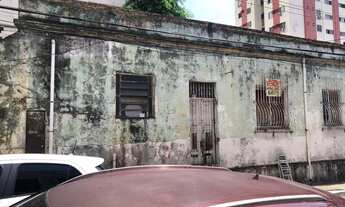 Imagem 3: Casa térrea precisando de reformas na Tv. Aristides Lobo px. a Quintino med. 17x8,5