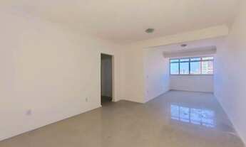 Imagem 4: Apartamento de 121m² em localização privilegiada entre o Centro e Benfica. Ambientes amplo