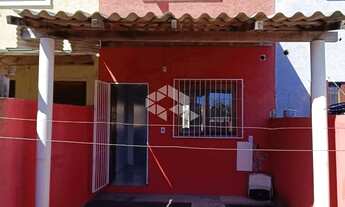 Imagem 6: Sobrado 2 dormitórios, 2 banheiros , patio individual na frente e nos fundos