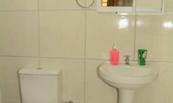 Imagem 4: Pensão para "moças", três minutos da Unifacvest, tratar com Salete Rossi