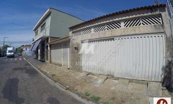 Imagem 2: Casa (térrea na rua) 4 dormitórios/suite, cozinha planejada