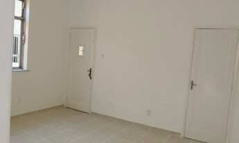 Imagem 7: Prédio pequeno, apartamento todo amplo