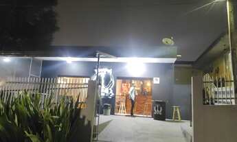 Imagem: Bar tabacaria universitário