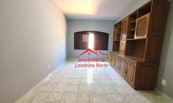 Imagem 2: Casa com 4 dormitórios para alugar, 270 m² por R$ 2.400,00/mês - Champagnat - Londrina/PR