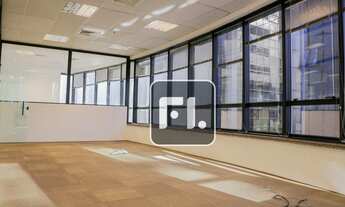 Imagem 6: Conjunto, 300 m² - venda por R$ 3.600.000,01 ou aluguel por R$ 15.000,00/mês - Vila Olímpi